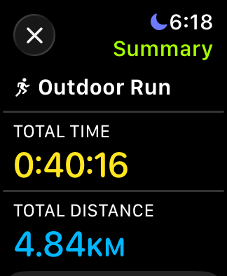 Apple Watch Outdoor Run summary showing total time 40 minutes 16 seconds and total distance 4.84 kilometers.